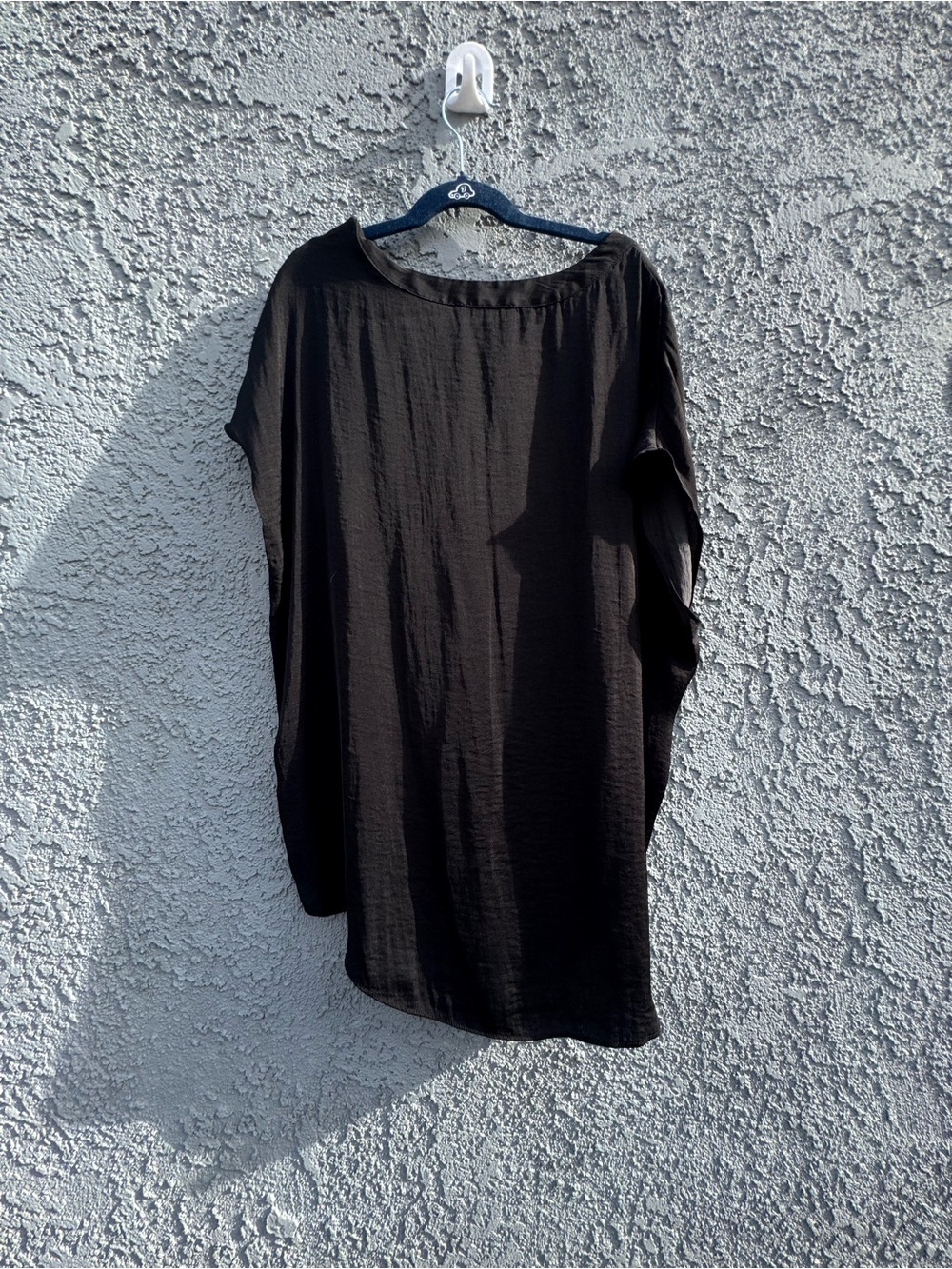 Maison d'Amélie Black V-Neck Short Sleeve Blouse Tunic Size M/L - Picture 6 of 7